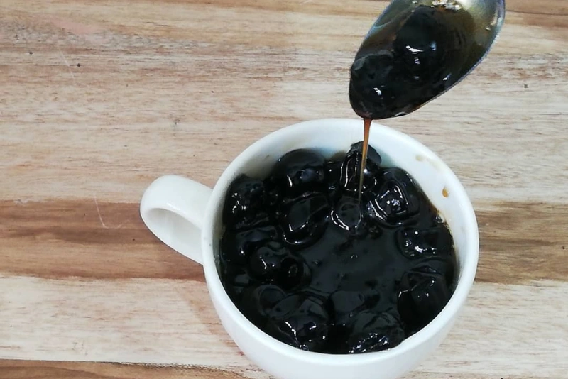 taza con dulce de pechiche